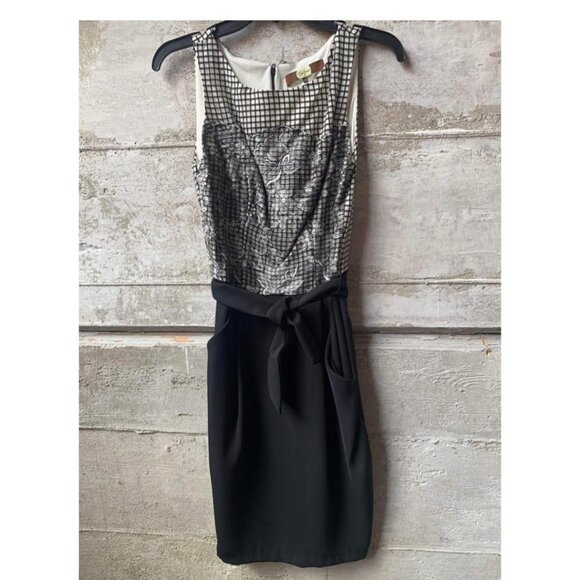 Eva Franco Dresses & Skirts - Eva Franco black and white checkered Sleeveless Mini fitted Dress Anthropologie